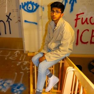 Meet your Posher, Khalid